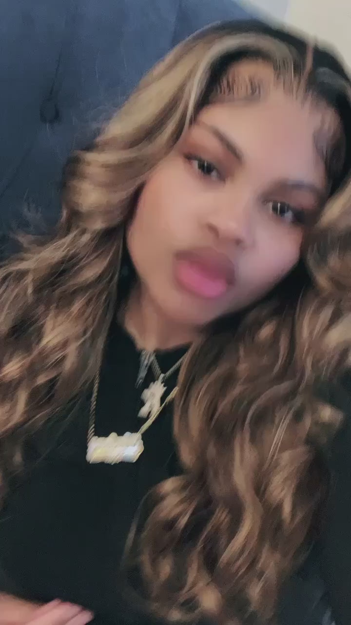 Load and play video in Gallery viewer, Karlee Glueless Highlight Straight Scalp Knots 13x6 Frontal Melt Skin HD Lace Wig